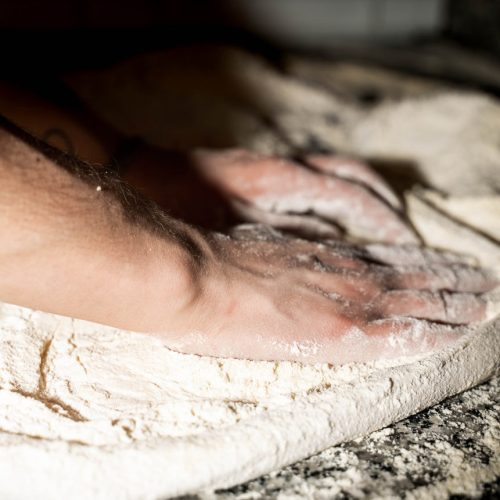 pizzeria-artisanales-pizzas-cuites-feu-de-bois-a-emporter-serignan-herault-019